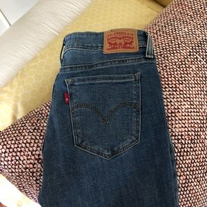 LEVIS LOW CUT SKINNY JEANS WOMEN